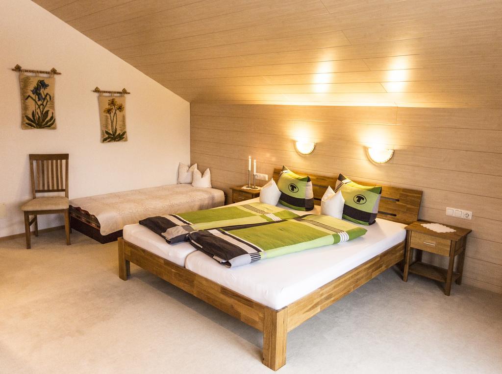 Haus Annette Lejlighedshotel Schröcken Eksteriør billede